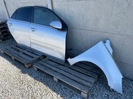 KIA RIO IV DRZWI PRAWE PRZÓD TYŁ BŁOTNIK PRAWY 4SS W KOLOR