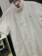 R Koszula Easy śnieżnobiała subtelne artystyczne gwiazdki rozmiar M