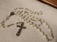 Ładny, biały różaniec