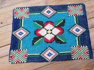 FOLKOWA HAFTOWANA KRZYŻYKIEM DEKORACYJNA POSZEWKA PRACA RĘCZNA 37 x 49 nr.2
