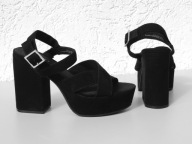 Zamszowe sandały *hennes/mauritz* rozmiar 40