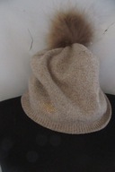 CZAPKA OCIEPLANA Z POMPONEM