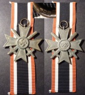 Kriegsverdienstkreuz 2 klasy z mieczami. KVK Krzyż zasługi sygnowany 108