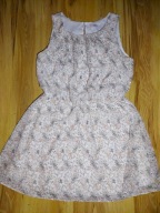 Śliczna sukienka clockhouse r 40