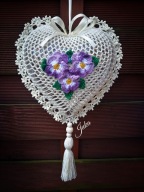 Szydełkowe serduszko 19x19cm -zawieszka/ na prezent /rękodzieło Juka
