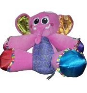 LAMAZE maskotka SENSORYCZNA zawieszka do wózka SŁOŃ 4-ro nutek