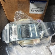 Zwijacz pasa bezpieczeństwa Mopar Dodge Ram 89-92 Mopar CBN0 F411AA-001
