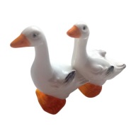 Figurka porcelanowa - Gęsi, Goebel. Sygnatura z lat 90-ych XX w.