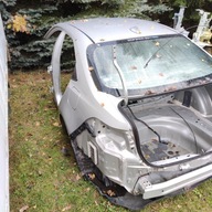 TOYOTA COROLLA E21 TYŁ KAROSERI Z DACHEM DACH ĆWIARTKA LEWA PRAWA 1F7