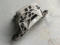 OPEL INSIGNIA B ŁAPA SILNIKA 84240118