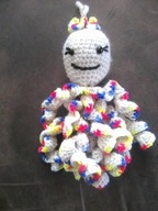 zawieszka osmiorniczka na szydelku