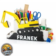 ORGANIZER PRZYBORNIK NA BIURKO KOPARKA GĄSIENICOWA DLA CHŁOPCA WYBIERZ IMIĘ