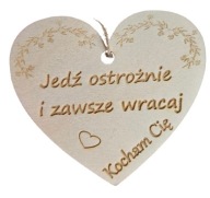 Zawieszka serce do auta drewno z grawerem, prezent dla kierowcy