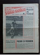 PIŁKA NOŻNA 40/1977 - Liga nasza liga... Puchar za pucharem... II Liga...