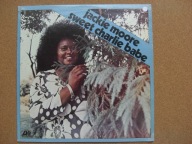 Jackie Moore – Sweet Charlie Babe