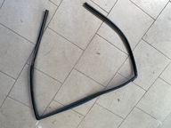 Uszczelka szyby Toyota Yaris II prawy przód