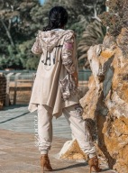 ZOCCO Bluza na zamku z licznymi kieszeniami oraz militarnymi nadrukami