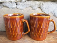 BRĄZOWY Kubek z uchem_ZYGZAK_Porcelit PRUSZKÓW PRL