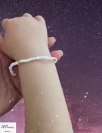 Bra0082 Bransoletka dziecięca na gumeczce koralik biały kamyk