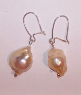 kolczyki z naturalnymi perłami łososiowymi