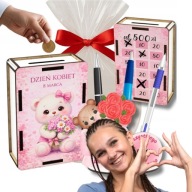 PREZENT NA DZIEŃ KOBIET SKARBONKA WYKREŚLANA WYKREŚLANKA DREWNIANA ZESTAW