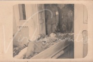 842A ŻOŁNIERZE POGRZEB TRUMNA CMENTARZ ODZNAKA MANIERKA KUK AUSTRO-WĘGRY