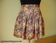 Spódnica kwiaty roz 38 mini