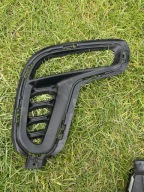 DODGE DURANGO 2021 21 22 23 24 RAMKA DO HALOGENA LED PRAWA OD PASAŻERA