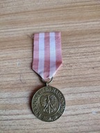 MEDAL PRL= RP=ZWYCIĘSTWO I WOLNOŚĆ =9.V.1945 +KRAJOWA RADA NARODOWA + ETUI