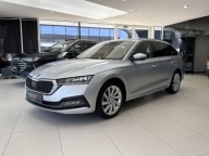 Skoda Octavia Style Kamera cofania CarPlayAndroid Auto Podgrzewane fote