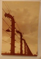 OŚWIĘCIM - AUSCHWITZ, BRZEZINKA - BIRKENAU. Fragment ogrodzenia obozowego