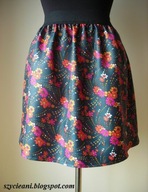 Spódnica kwiaty guma uniwersalna 36 38 40