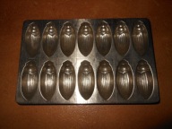 STARA SYGNOWANA FORMA DO CZEKOLADY CHRABĄSZCZ MAJOWY