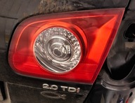 Prawa Lampa Klapy bagażnika passat b6 variant