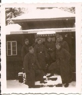 WEHRMACHT -TRZECIA RZESZA -ŻOŁNIERZE -zdjęcie -mały format -1940 rok