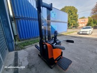 Wózek elektryczny masztowy TOYOTA SPE160L nr 6531496 rok 2017 nowa bateria