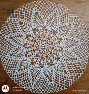 Serwetka .szydełkowa ok 40 cm - bielutka