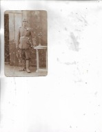 Żołnierz pruski z bagnetem i akselbantem-nr. jednostki 10.