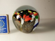 SZKLANY PRZYCISK DO PAPIERU