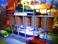 Żwirownia z Silosami i Oświetleniem w H0