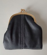 Śliczny portfelik skórzany czarna skórka bardzo pakowny