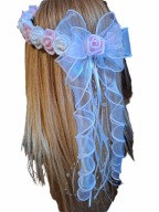 WIANEK KOMUNIJNY BIAŁO JASNORÓŻOWY Z PEREŁKAMI I KOKARDKA