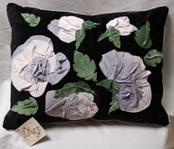 Poduszka welurowa PIWONIE - świetna na prezent!