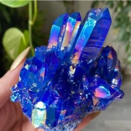 Niebieski kwarc tytanowy diament kryształ aqua aura blue gems