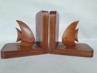 DREWNIANE PODPÓRKI DO KSIĄŻEK RYBY