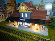 Dworzec Kolejowy BAHNHOF z Oświetleniem LED w H0