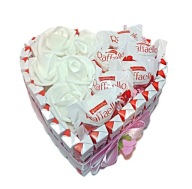 TORT BOX SERCE Z KINDER, RAFFAELLO SŁODKI PREZENT DLA DZIECKA NA KOMUNIĘ