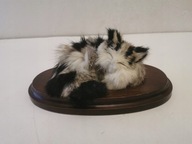 ANGIELSKA FIGURKA rzeźba DO GABLOTY KOT ORYGINAL
