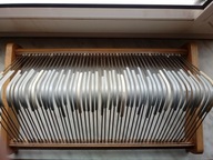 STOJAK NA PLYTY WINYLOWE - 50 SZT , KULTOWY ORGANIZER Z PRL - LATA 60-70-TE