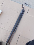 Jeep Grand Cherokee WK2 siłownik klapy